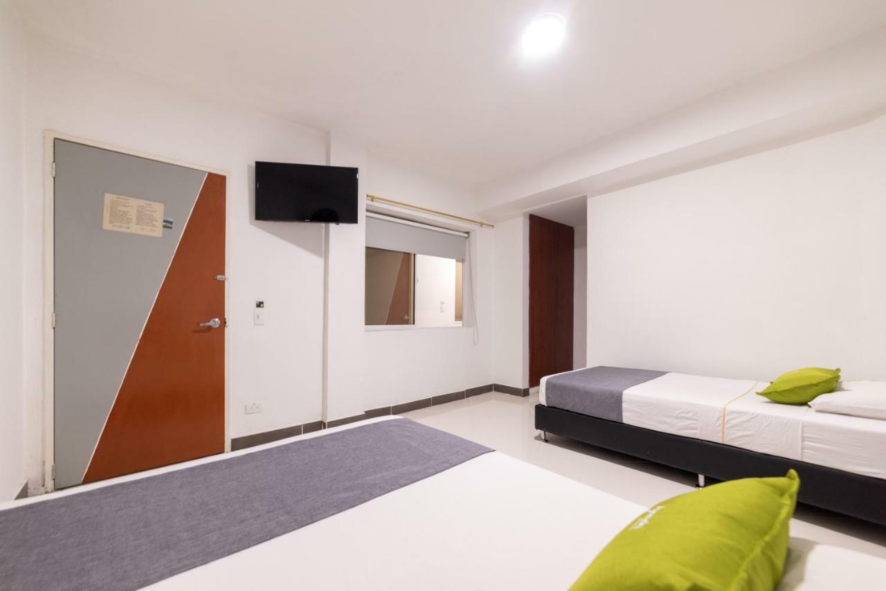 Ayenda 1234 Imperio 70 Hotell Medellín Exteriör bild